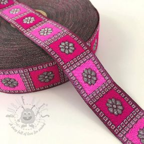 Jacquard Square fuchsia