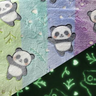 Wellness Fleece Glow in the dark Panda and friends design D